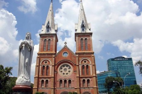 Tour Du Lịch Sài Gòn - Núi Bà Đen -  Tòa Thánh Cao Đài - Địa Đạo Củ Chi - Mỹ Tho - Bến Tre 3 Ngày | KH Từ Hà Nội